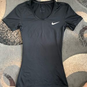 NIKE DRI-FIT TOP